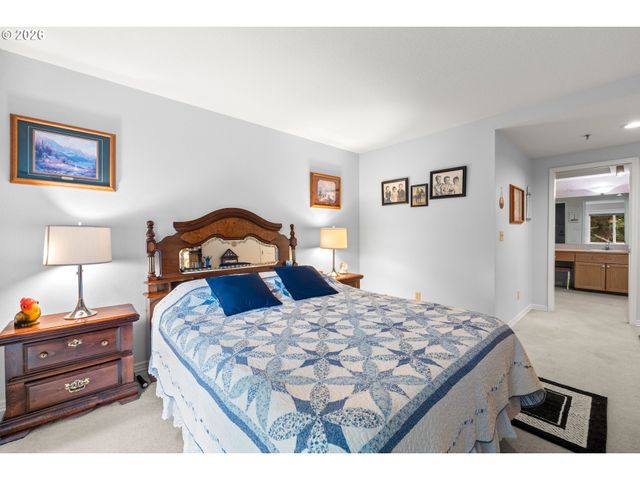 15420 Ne KNOTT St 18, Portland, OR 97230