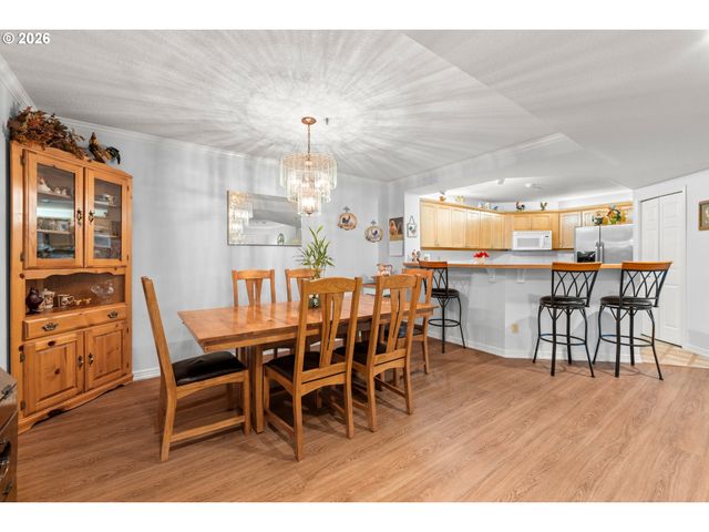 15420 Ne KNOTT St 18, Portland, OR 97230