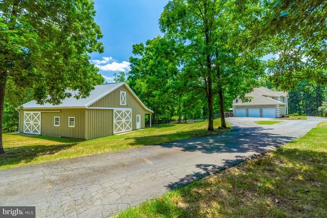 41185 CANTER LN, Paeonian Springs, VA 20129