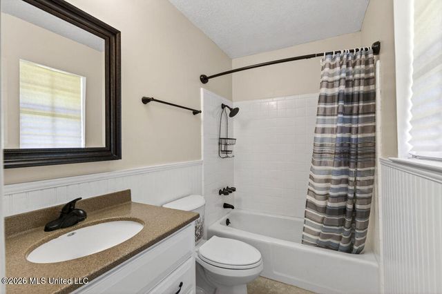 1301 Churchill Drive, Ocean Springs, MS 39564