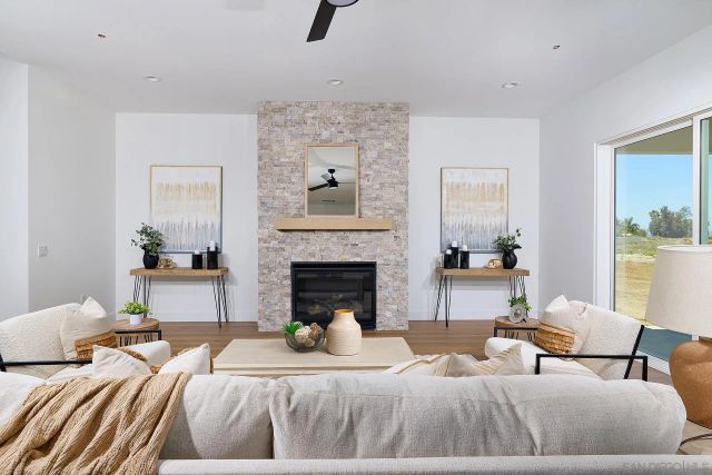 1741 Ishihara Rd, Vista, CA 92084
