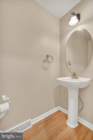 1416 WHEATFIELD DR, York, PA 17408