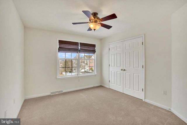 1416 WHEATFIELD DR, York, PA 17408