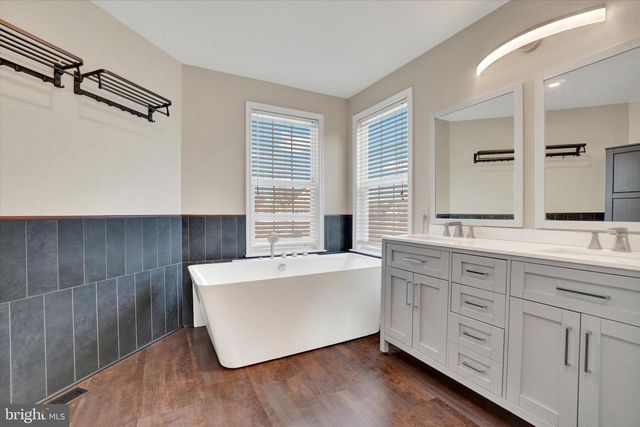 1416 WHEATFIELD DR, York, PA 17408