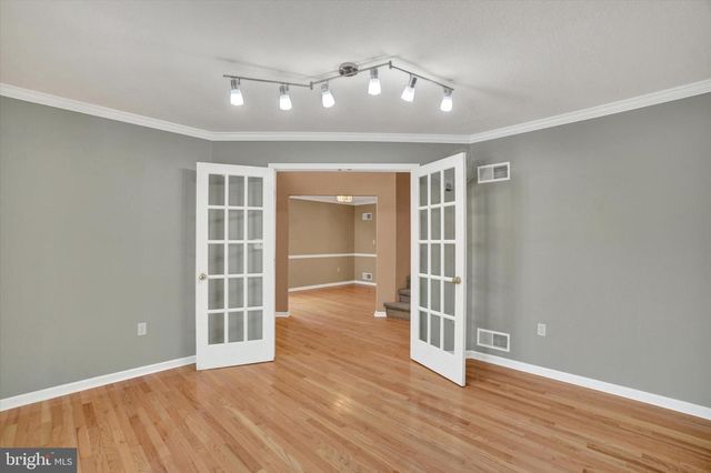 1416 WHEATFIELD DR, York, PA 17408