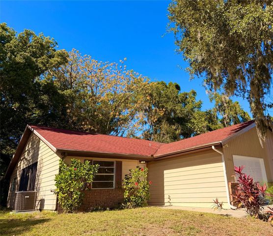 201 FERNWOOD STREET, Leesburg, FL 34748