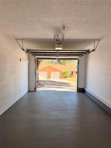 201 FERNWOOD STREET, Leesburg, FL 34748