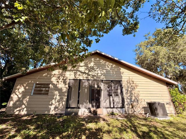 201 FERNWOOD STREET, Leesburg, FL 34748