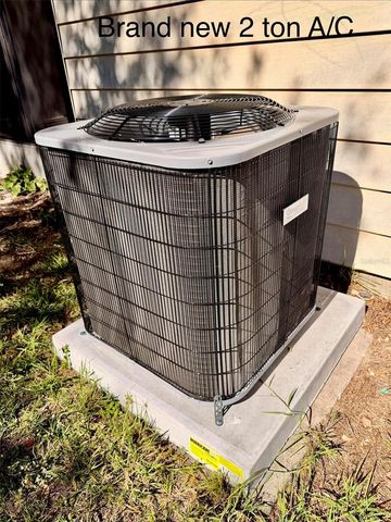 201 FERNWOOD STREET, Leesburg, FL 34748