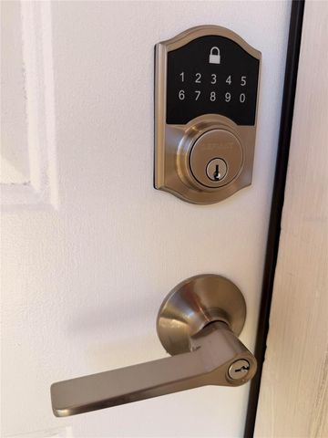 201 FERNWOOD STREET, Leesburg, FL 34748