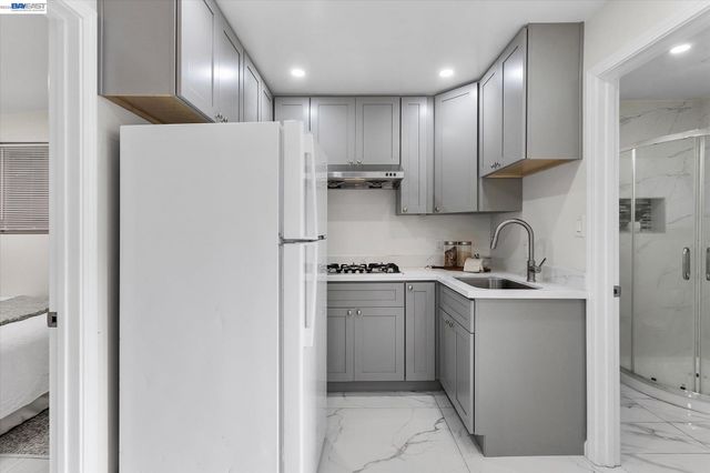 3270 Keith Ave, Castro Valley, CA 94546
