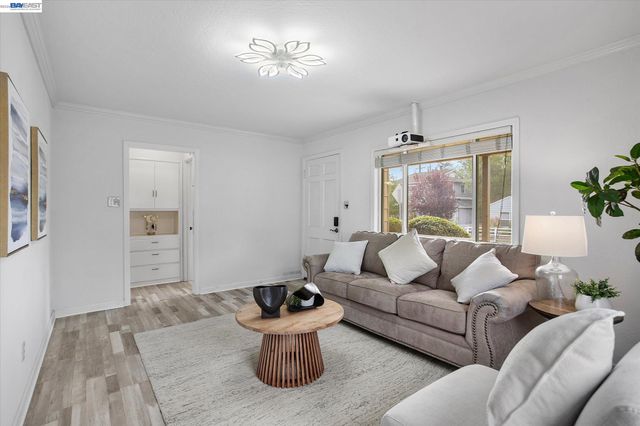3270 Keith Ave, Castro Valley, CA 94546
