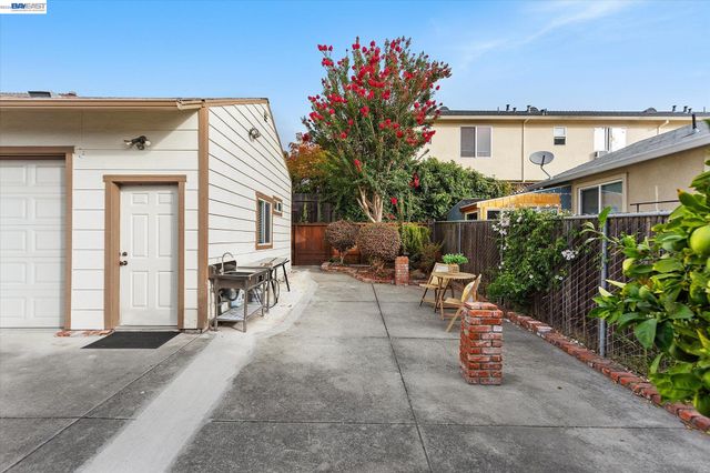 3270 Keith Ave, Castro Valley, CA 94546