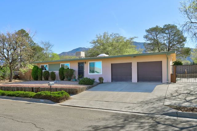 2500 La Charles Drive NE, Albuquerque, NM 87112