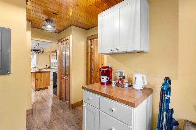 11 Hubbard Hill Road, Greenville, NH 03048