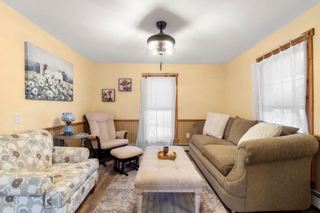 11 Hubbard Hill Road, Greenville, NH 03048