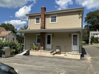 10 Sycamore Street, Norwalk, CT 06855