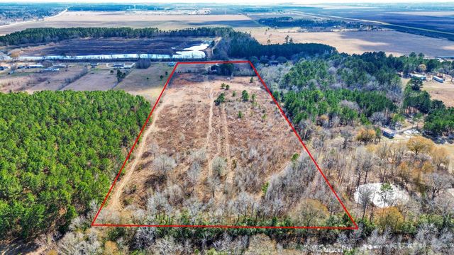 518 County Road 677, Dayton, TX 77535