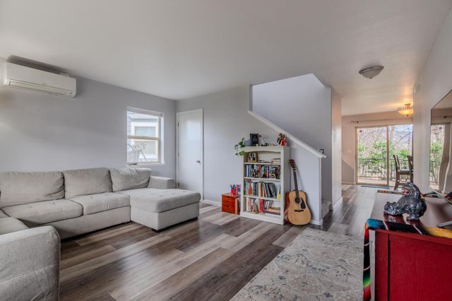 144 Crocker Street, Ashland, OR 97520