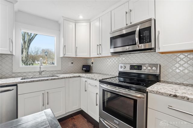 1478 Kensington Drive, Bellbrook, OH 45305