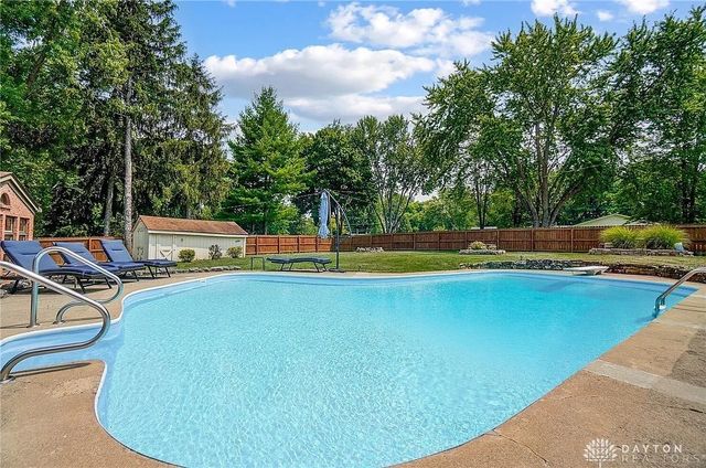 1478 Kensington Drive, Bellbrook, OH 45305