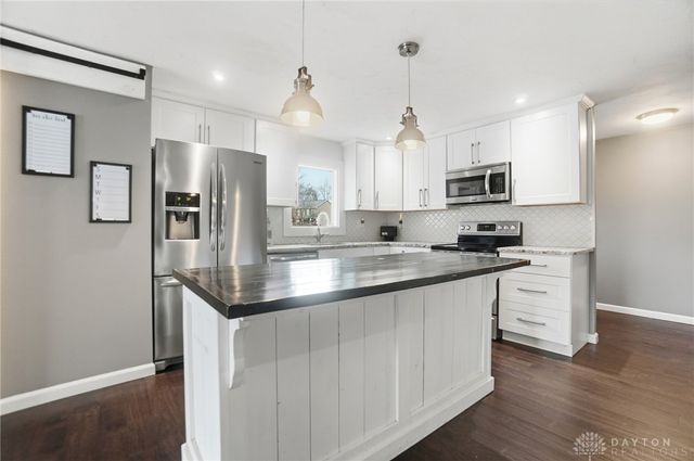 1478 Kensington Drive, Bellbrook, OH 45305