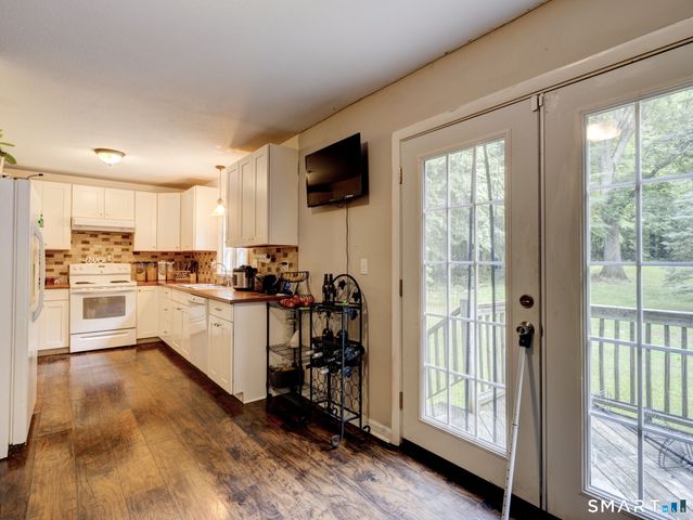 142 Root Road, Coventry, CT 06238