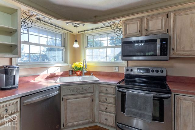 828 Brookside Lane, Plainfield, IN 46168