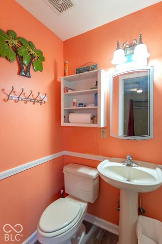 828 Brookside Lane, Plainfield, IN 46168