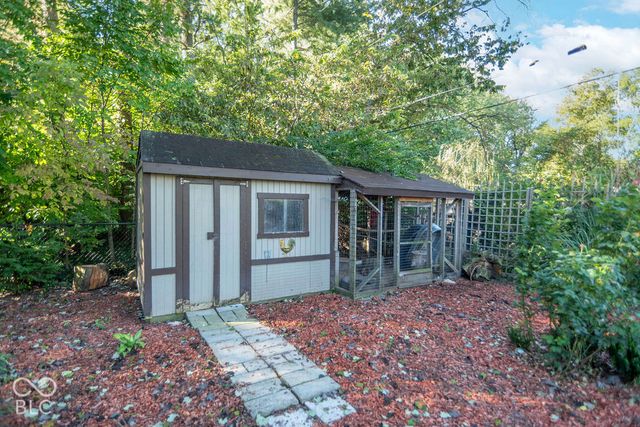828 Brookside Lane, Plainfield, IN 46168