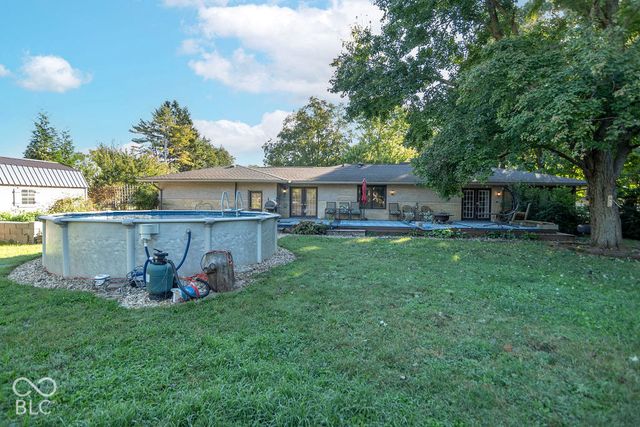 828 Brookside Lane, Plainfield, IN 46168