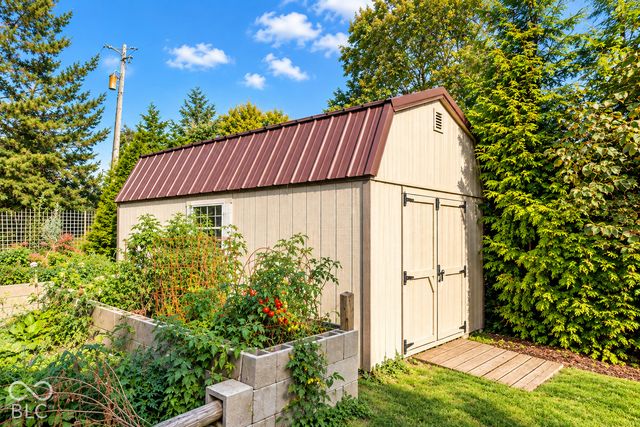 828 Brookside Lane, Plainfield, IN 46168