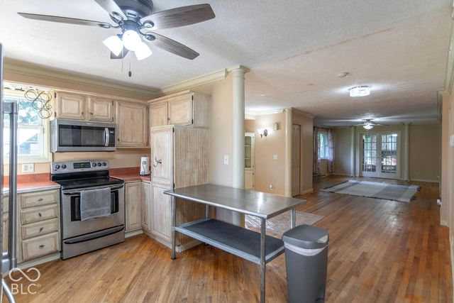 828 Brookside Lane, Plainfield, IN 46168