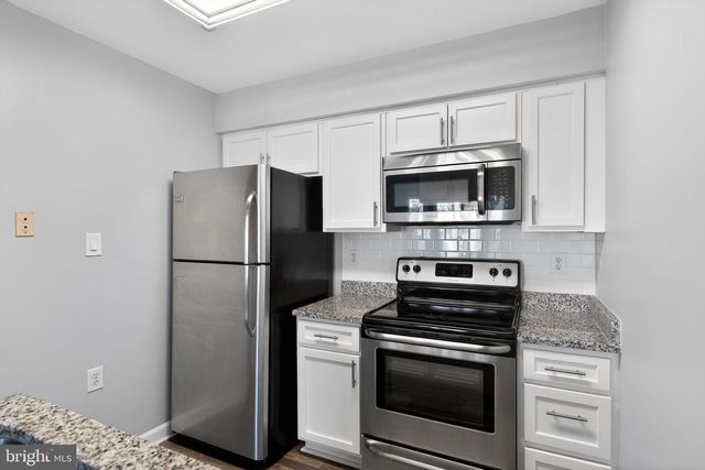 12125 SALEMTOWN DR, Woodbridge, VA 22192