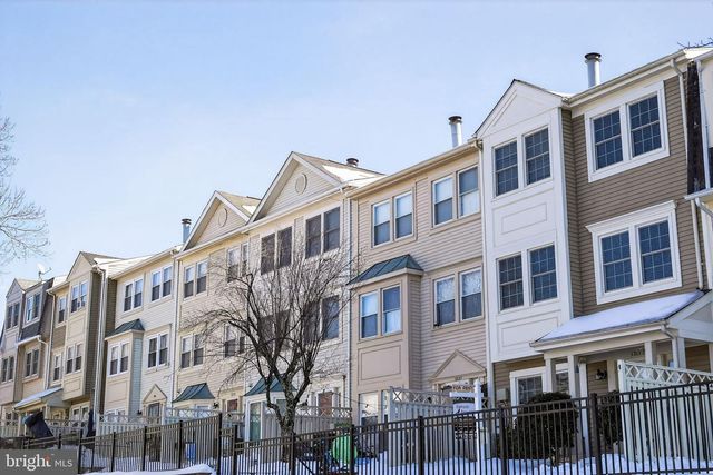 12125 SALEMTOWN DR, Woodbridge, VA 22192