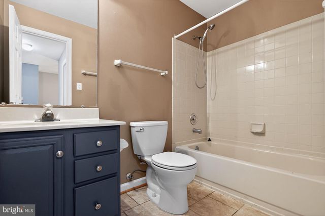 12125 SALEMTOWN DR, Woodbridge, VA 22192