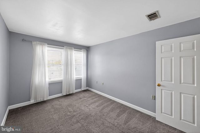 12125 SALEMTOWN DR, Woodbridge, VA 22192