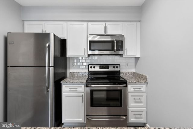 12125 SALEMTOWN DR, Woodbridge, VA 22192