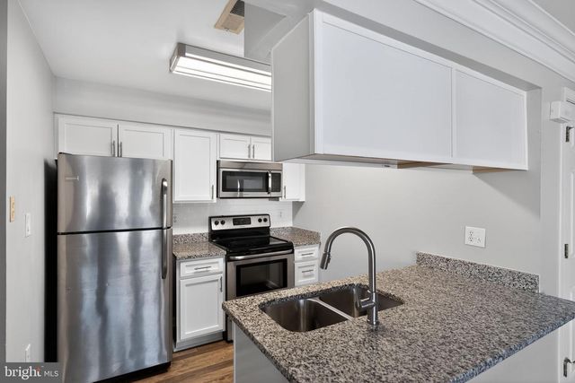 12125 SALEMTOWN DR, Woodbridge, VA 22192