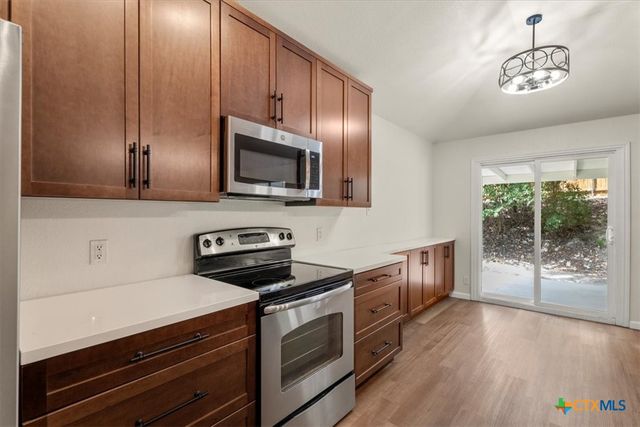 808 Samuel Drive, Belton, TX 76513
