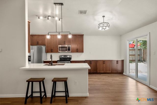 808 Samuel Drive, Belton, TX 76513