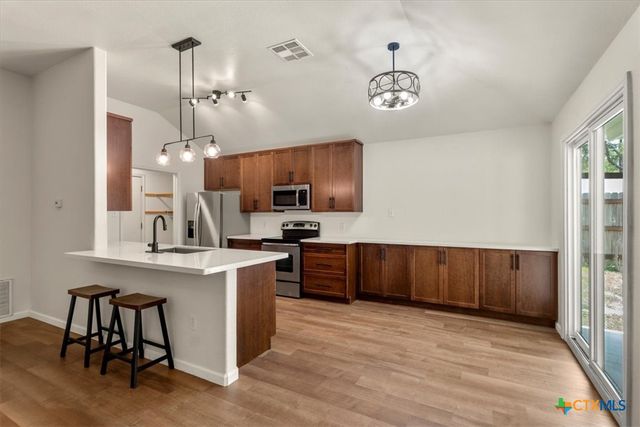 808 Samuel Drive, Belton, TX 76513