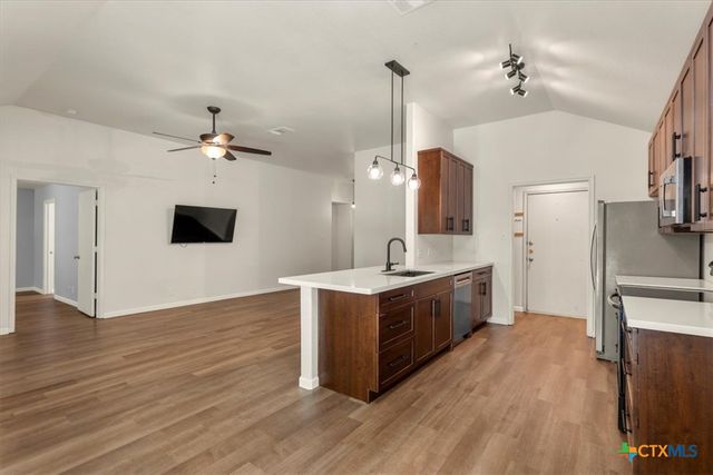 808 Samuel Drive, Belton, TX 76513