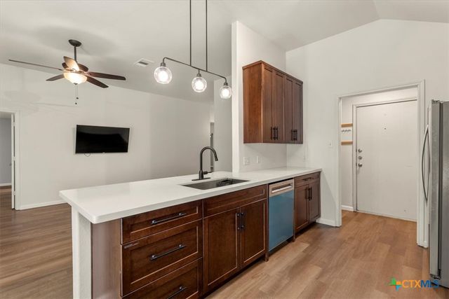 808 Samuel Drive, Belton, TX 76513