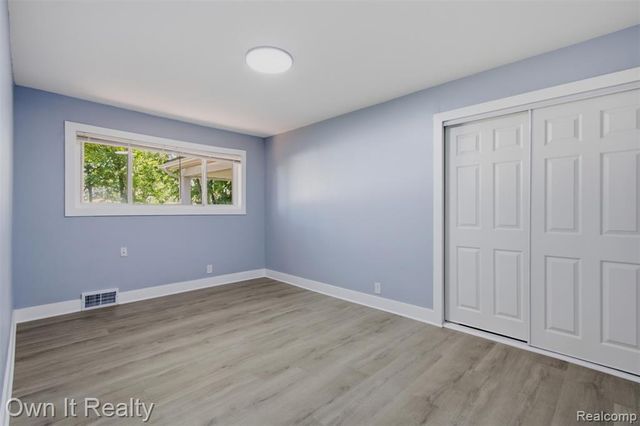 23700 Marlow Street, Oak Park, MI 48237