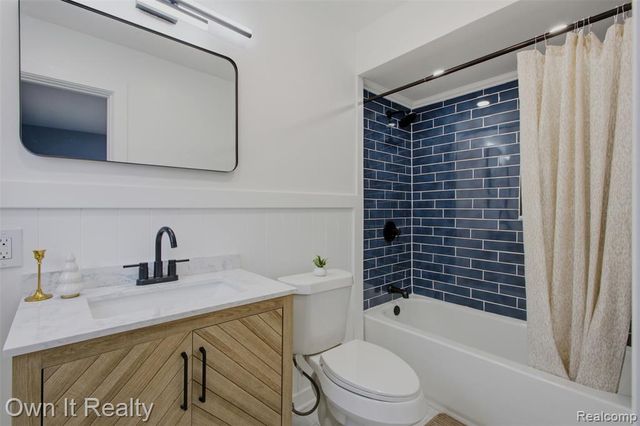 23700 Marlow Street, Oak Park, MI 48237