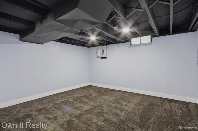 23700 Marlow Street, Oak Park, MI 48237