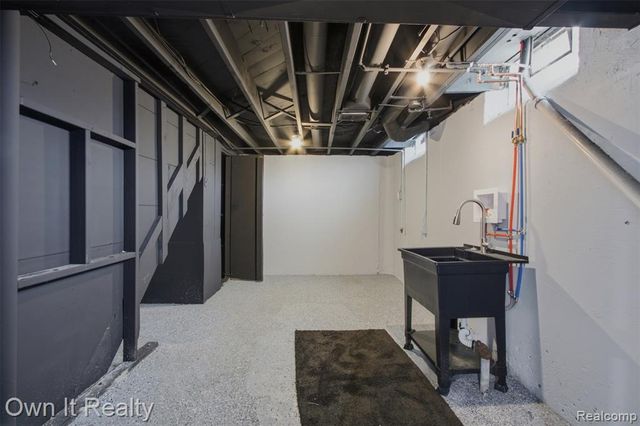 23700 Marlow Street, Oak Park, MI 48237