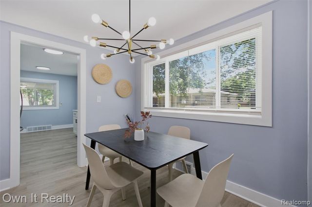 23700 Marlow Street, Oak Park, MI 48237