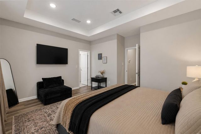 8135 Esther Acres Lane, Houston, TX 77088
